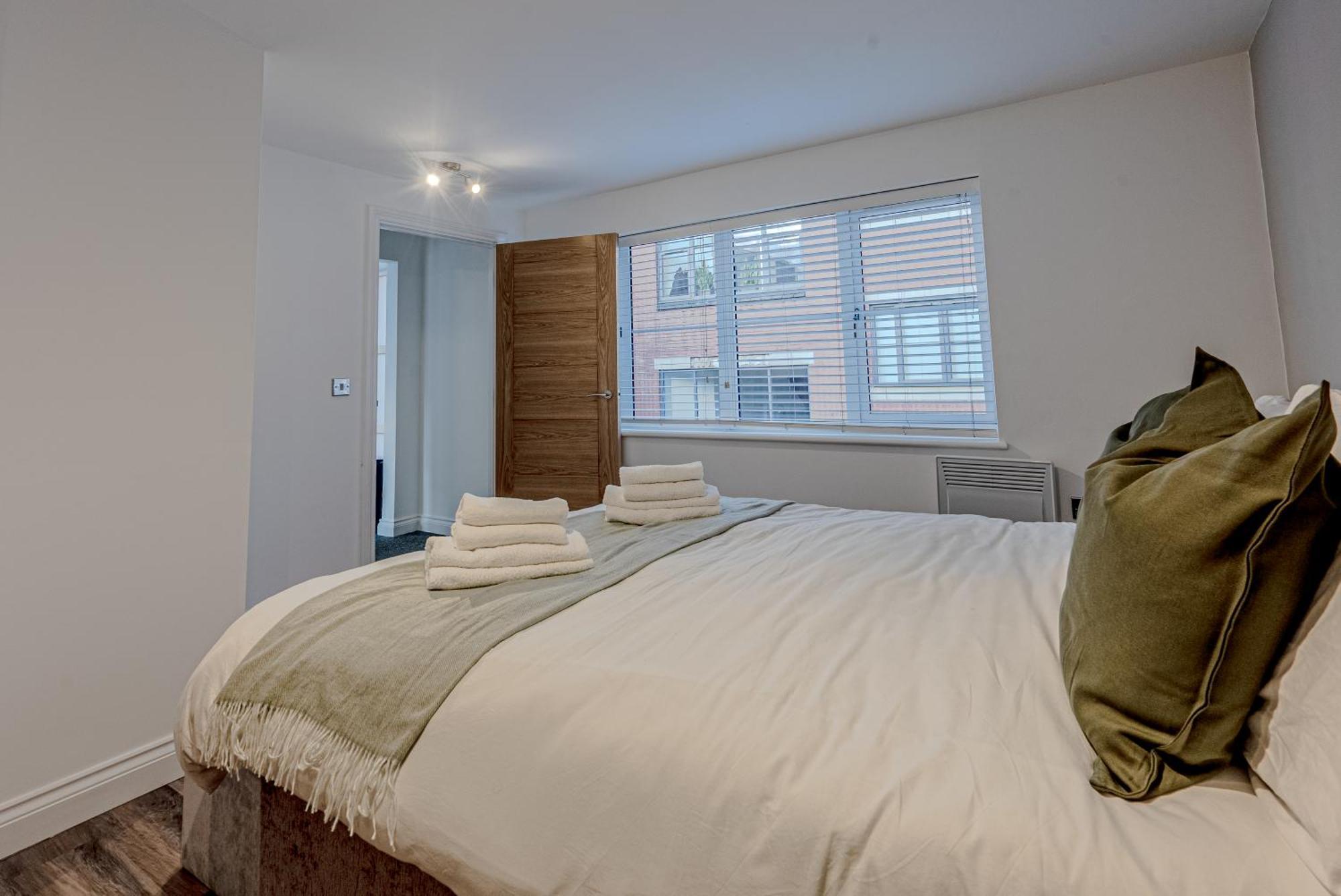 Stunning Three Bedroom Townhouse In The Jewellery Quarter, Birmingham City Centre Sleeps 5- Free Parking Екстер'єр фото