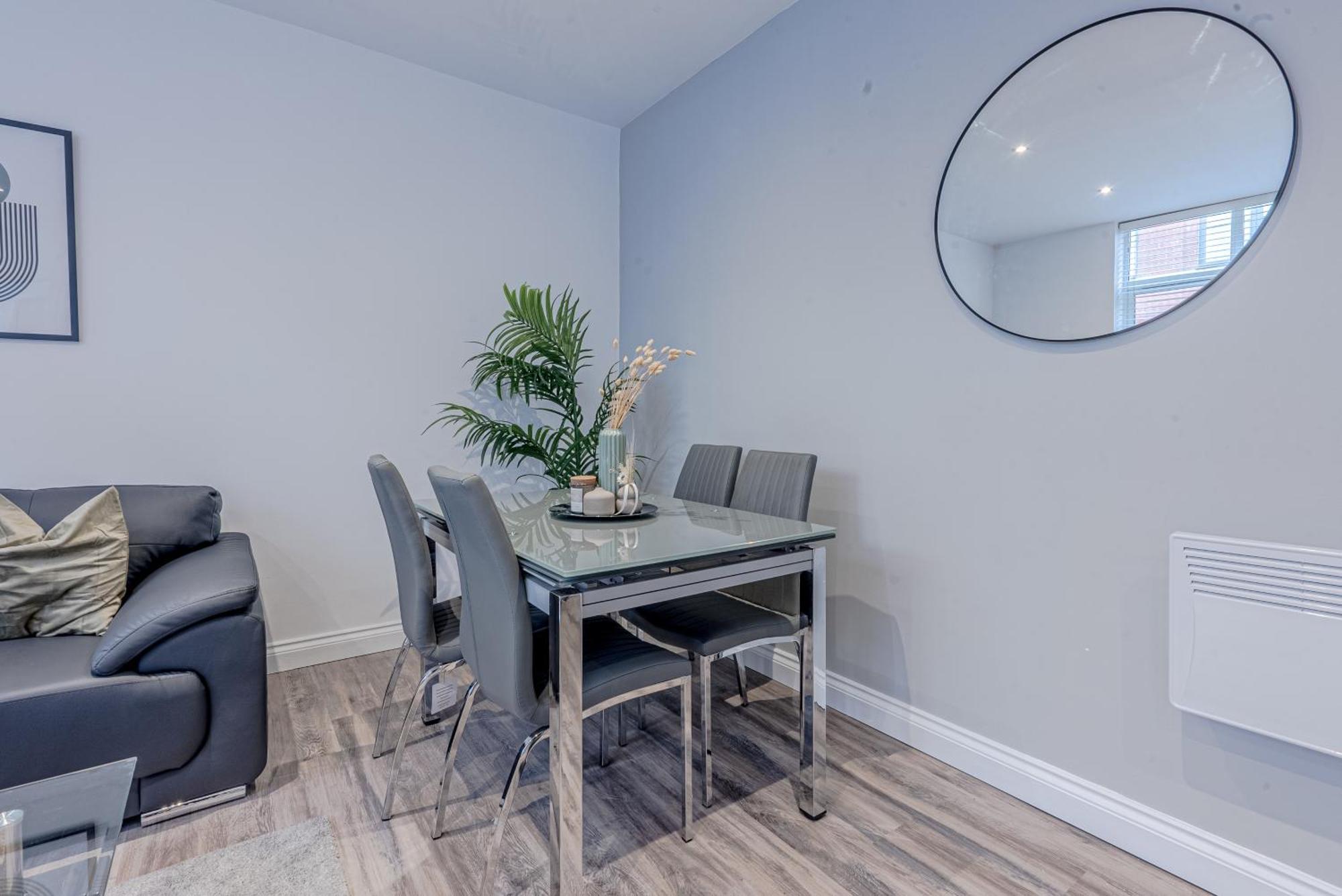 Stunning Three Bedroom Townhouse In The Jewellery Quarter, Birmingham City Centre Sleeps 5- Free Parking Екстер'єр фото