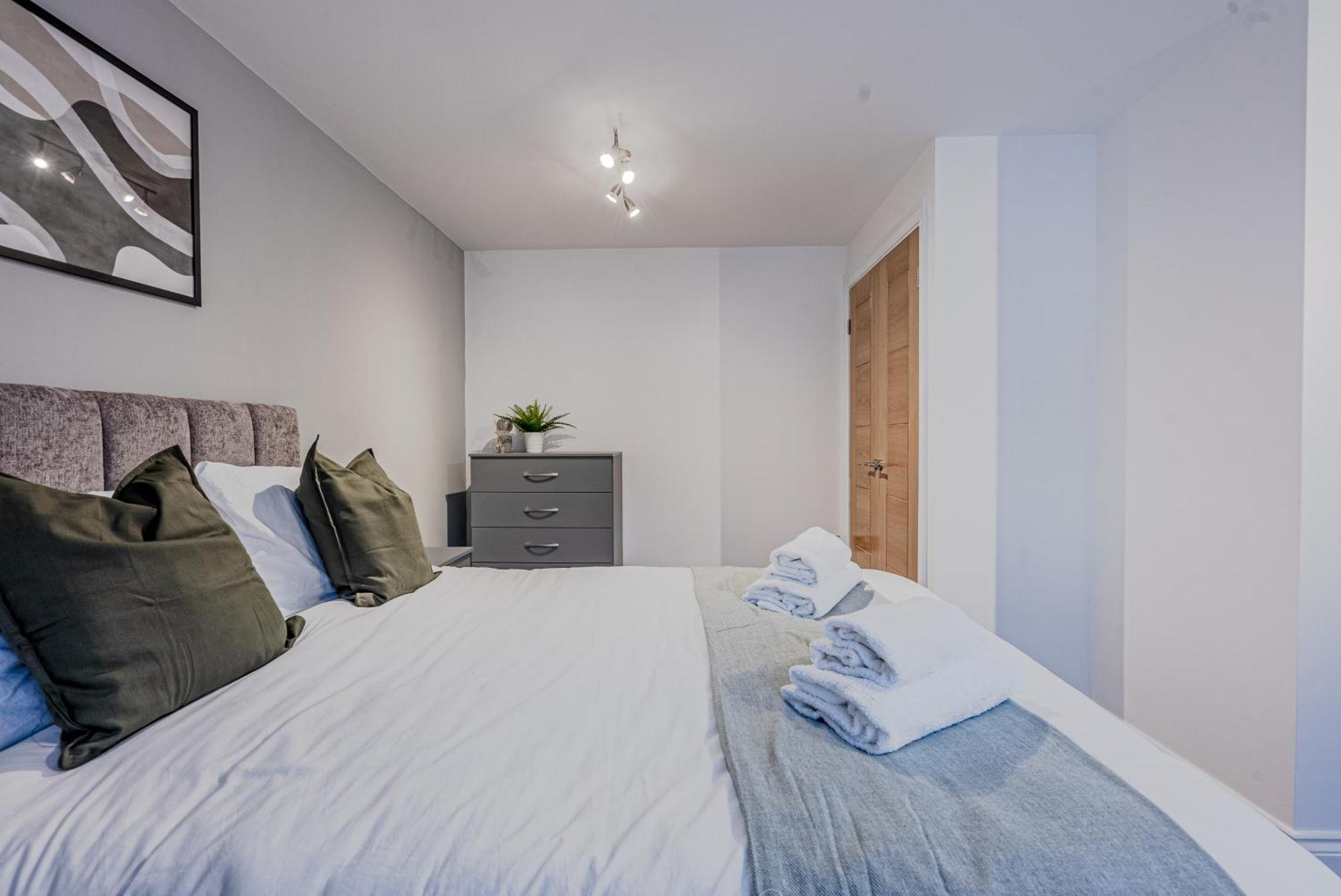 Stunning Three Bedroom Townhouse In The Jewellery Quarter, Birmingham City Centre Sleeps 5- Free Parking Екстер'єр фото